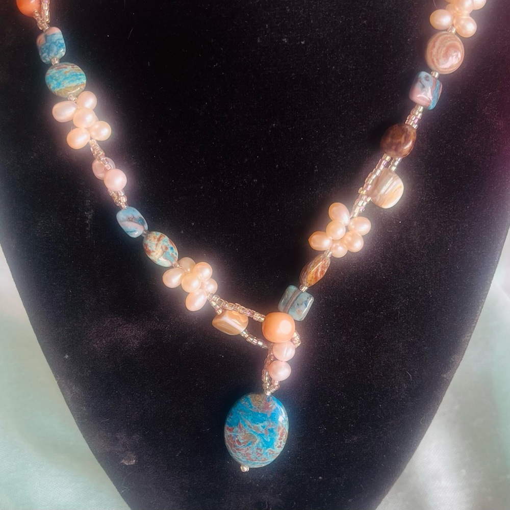 Vintage handcrafted turquoise pearls necklace